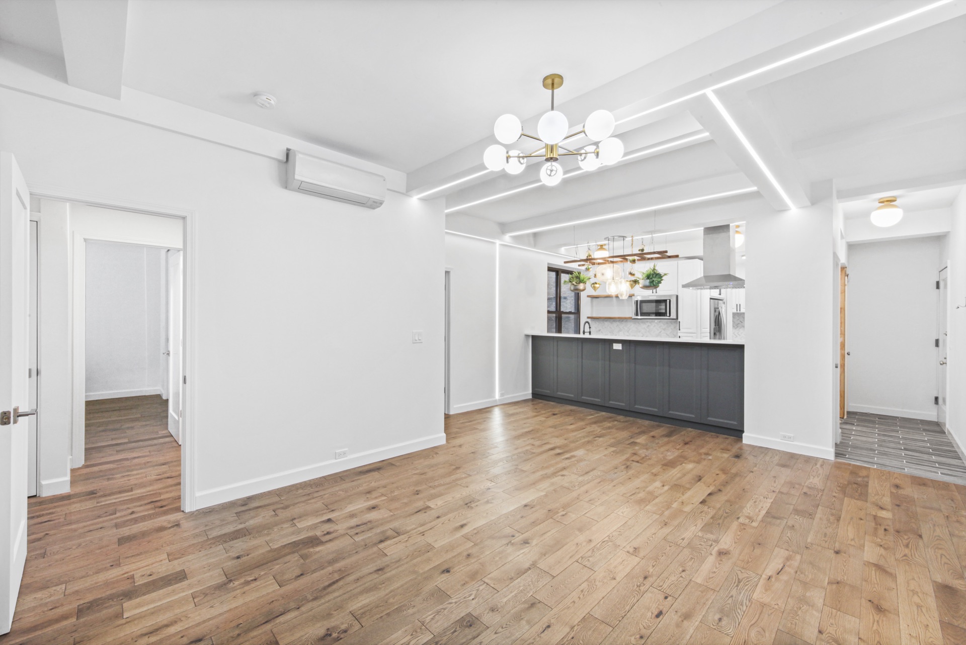 105 West 73rd Street - room detail
