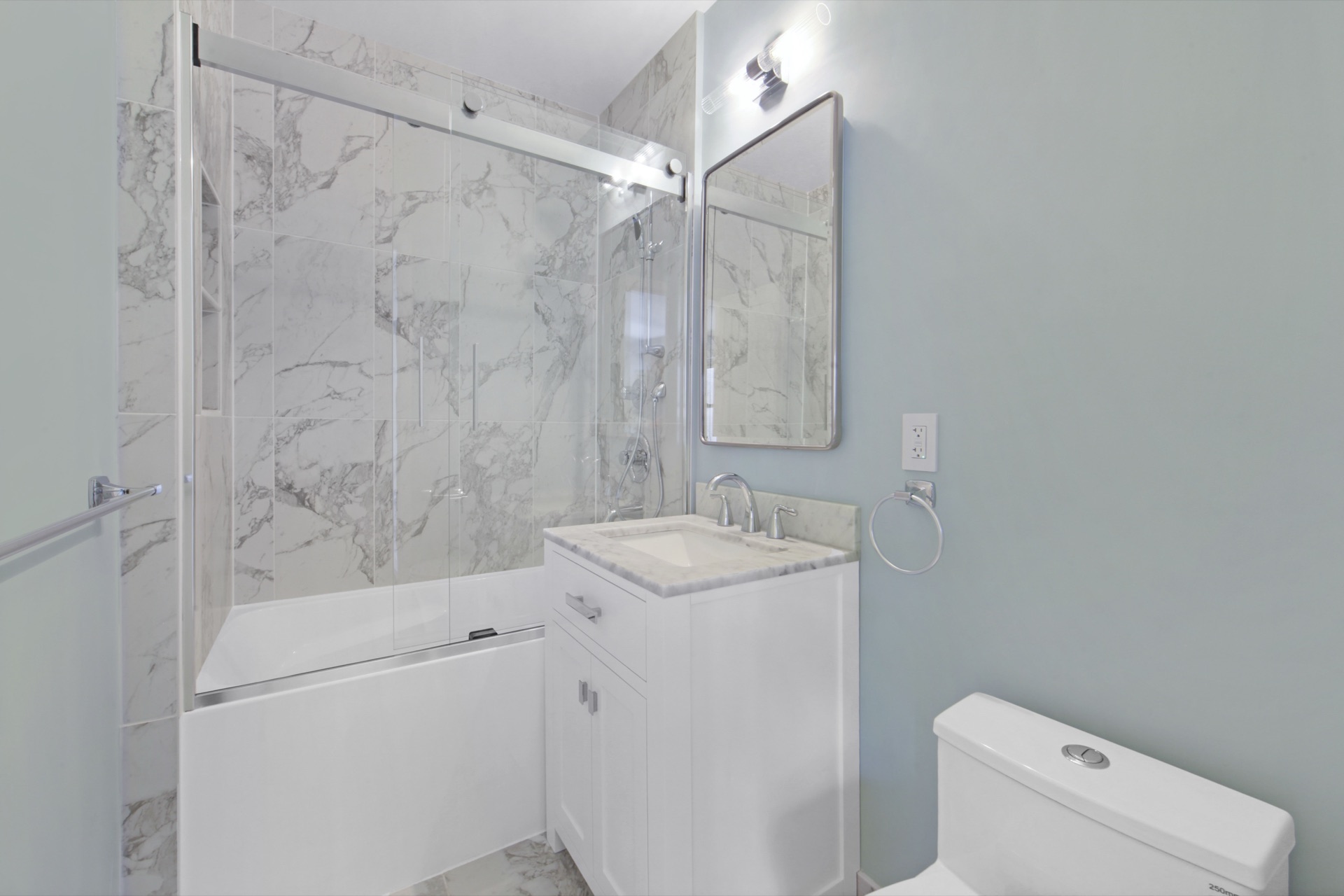 400 East 56 Street - room detail