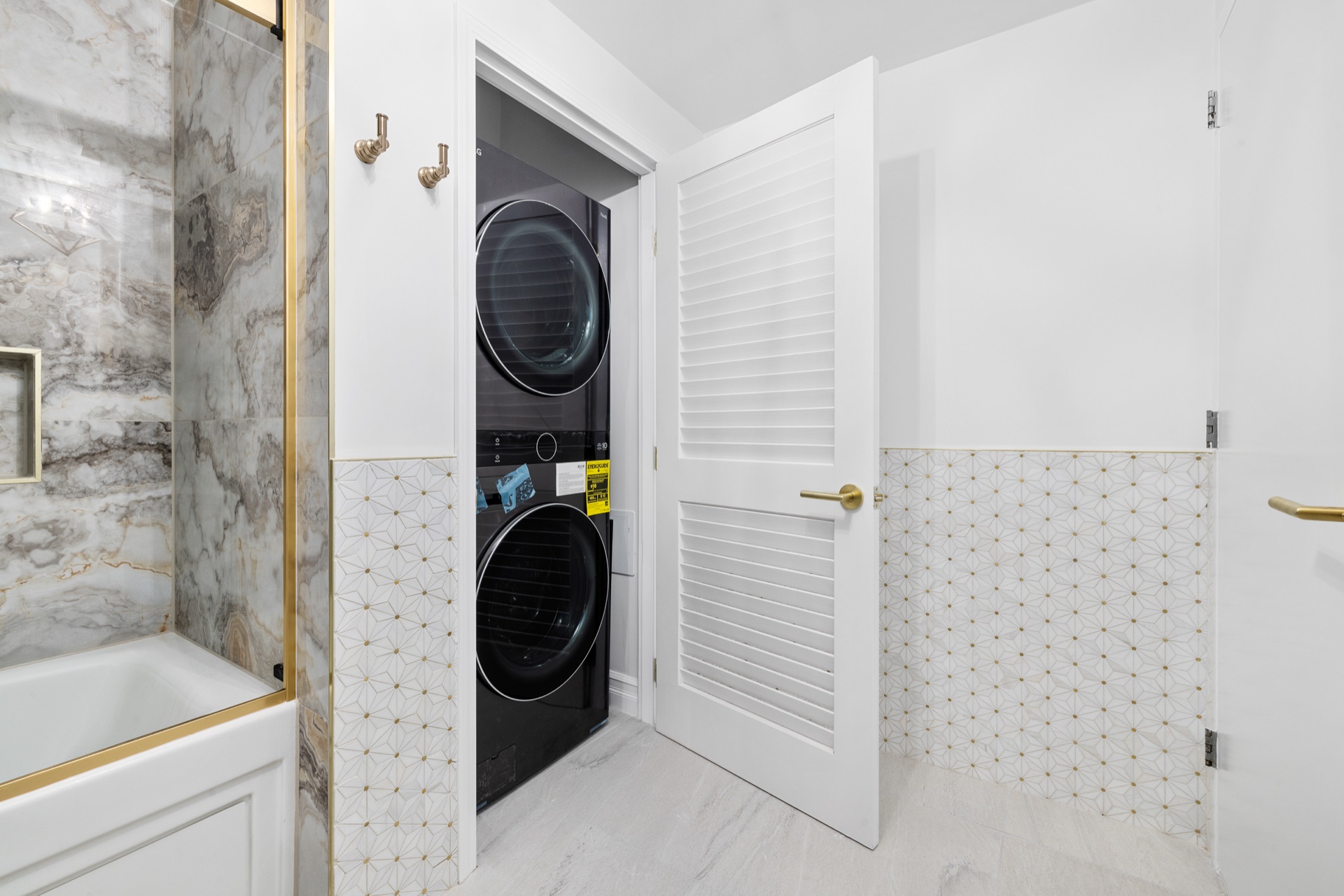 Bathroom at 88 Morgan Street